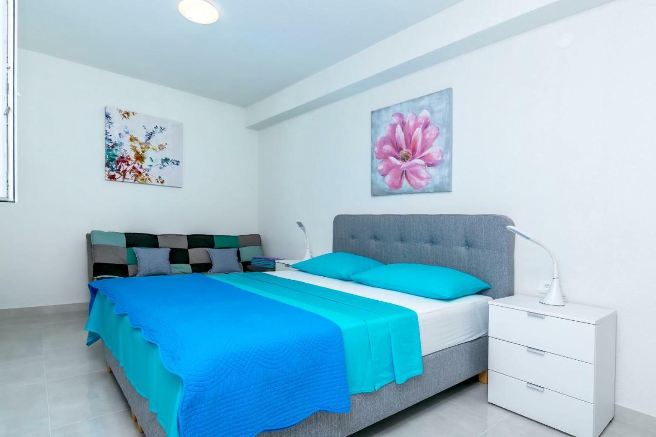 Apartments Hrgovic 罗戈兹尼察 客房 照片